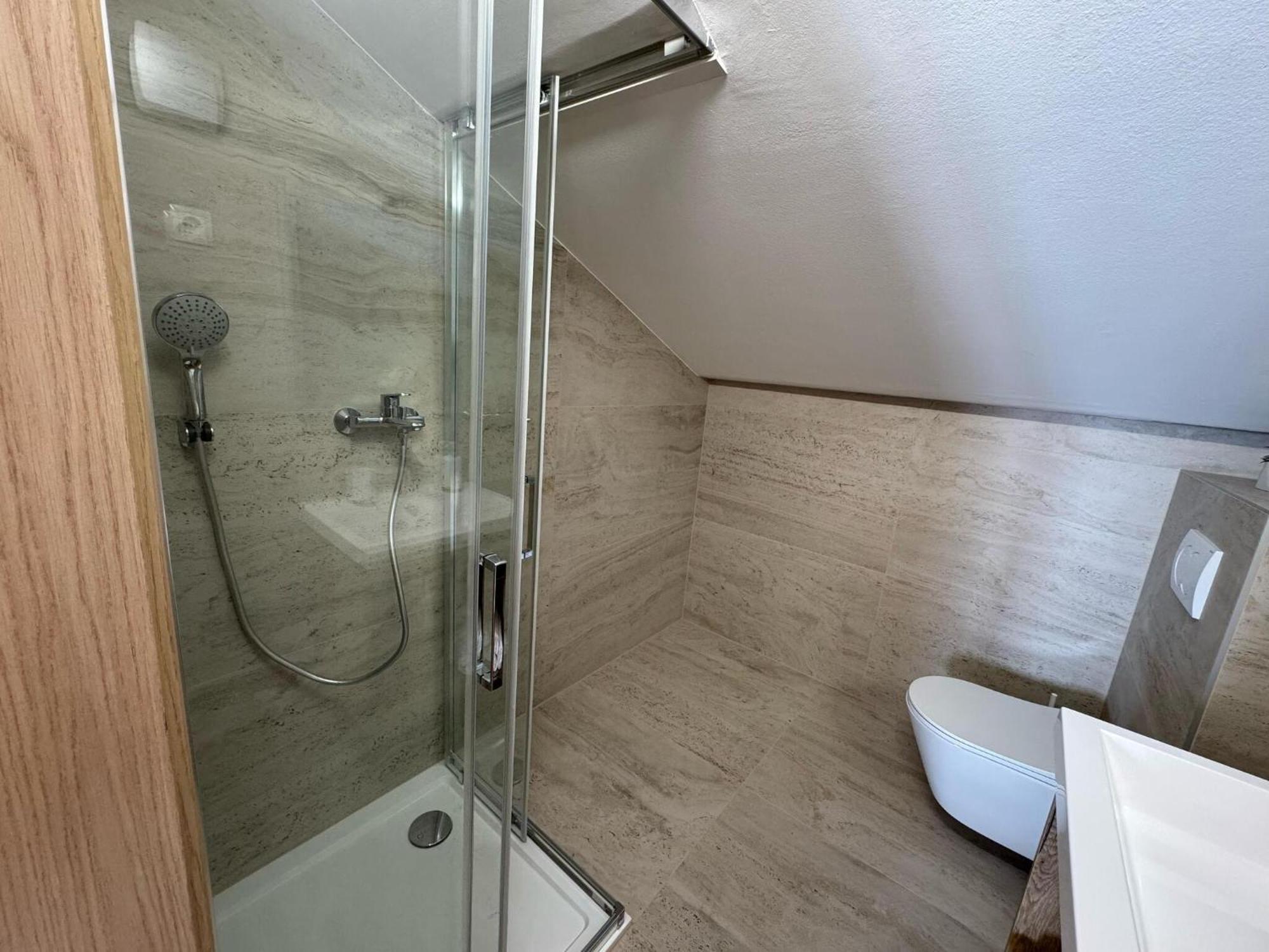 Apartments Franko Povljana Ngoại thất bức ảnh
