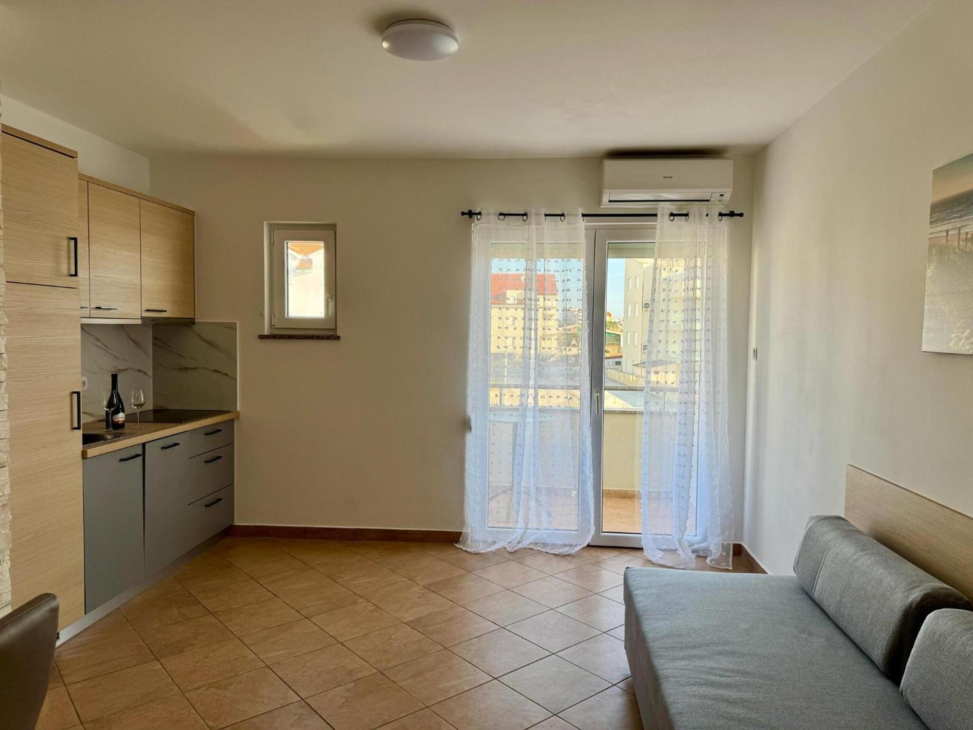 Apartments Franko Povljana Ngoại thất bức ảnh