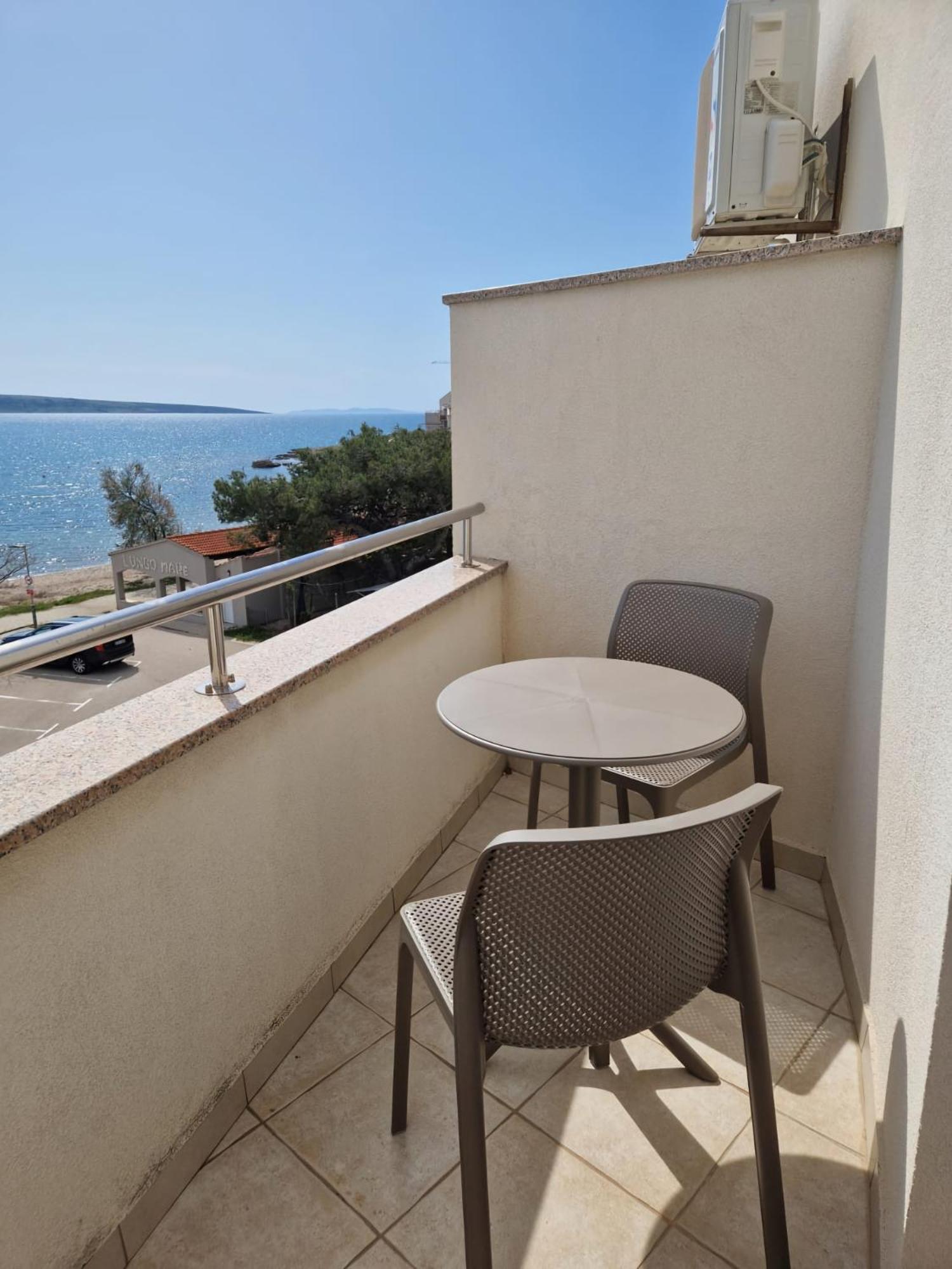 Apartments Franko Povljana Ngoại thất bức ảnh
